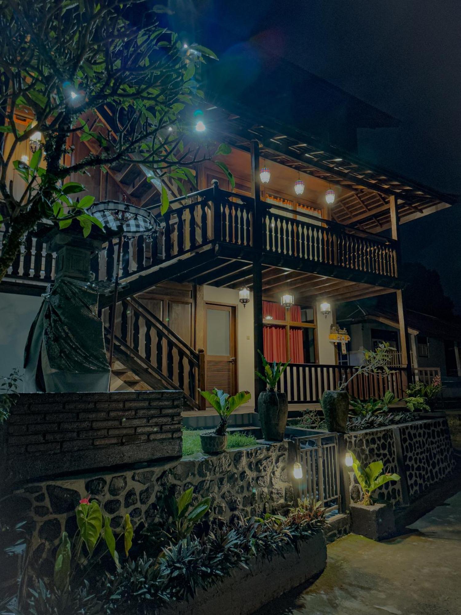 Munduk Tjeraki House Vendégház Kültér fotó